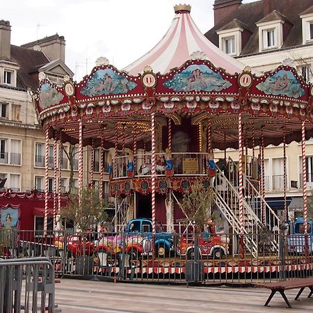 Le Cosy - Centre Ville - 2 Pieces Beauvais Exteriér fotografie